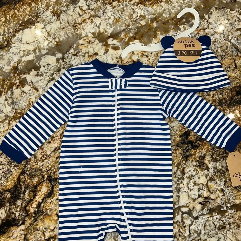 NWT Chick Pea Baby Boys Blue & White Footed Coverall and Hat, 2 Piece Set -6-9 M